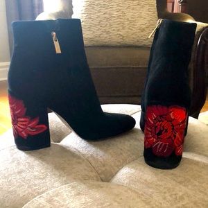 Jessica Simpson Ankle bootie